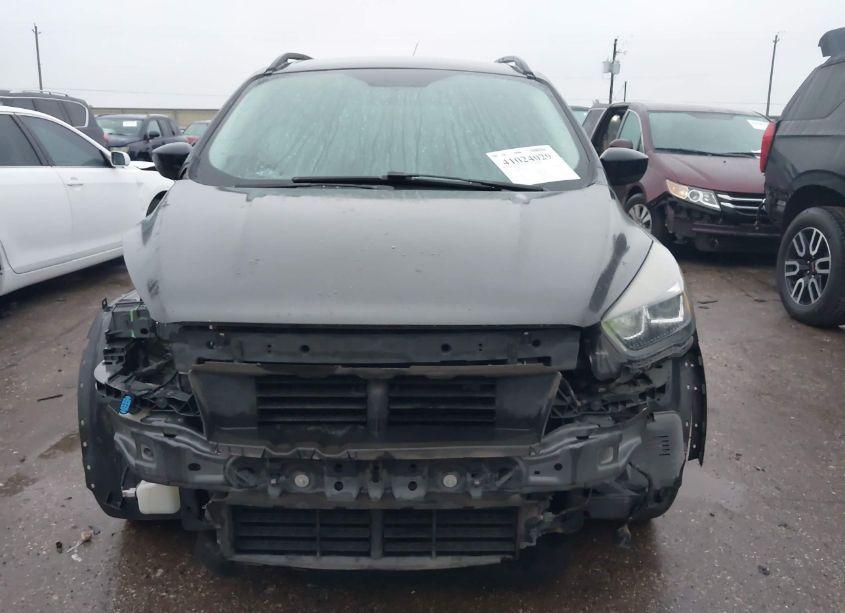 Photo 13 of 2017 Ford Escape SE (VIN 1FMCU0GD9HUE71414)