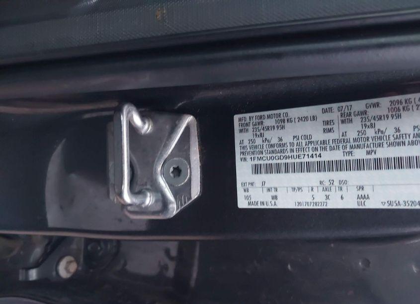 Photo 9 of 2017 Ford Escape SE (VIN 1FMCU0GD9HUE71414)