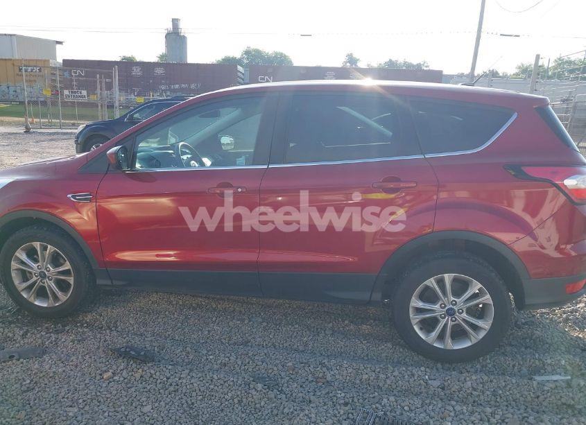 Photo 14 of 2017 Ford Escape SE (VIN 1FMCU0GD9HUF01849)