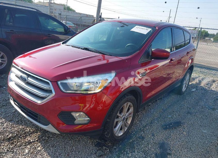 Photo 2 of 2017 Ford Escape SE (VIN 1FMCU0GD9HUF01849)