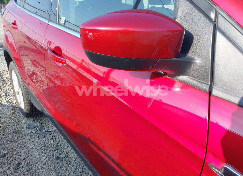 Photo 6 of 2017 Ford Escape SE (VIN 1FMCU0GD9HUF01849)