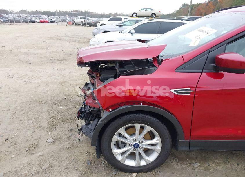 Photo 18 of 2018 Ford Escape SE (VIN 1FMCU0GD9JUA06802)