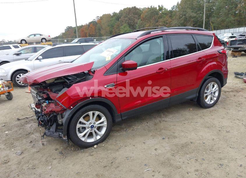 Photo 2 of 2018 Ford Escape SE (VIN 1FMCU0GD9JUA06802)