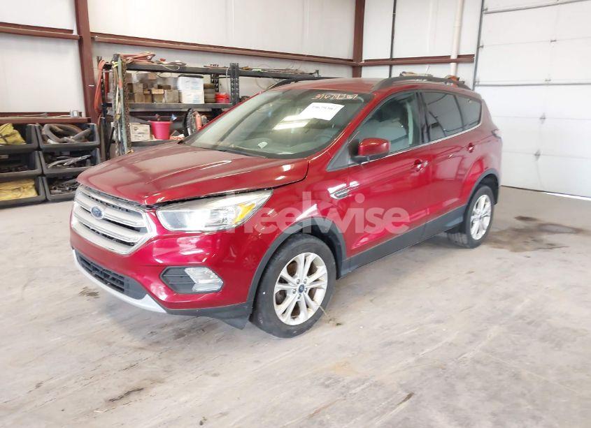Photo 2 of 2018 Ford Escape SE (VIN 1FMCU0GD9JUA51416)