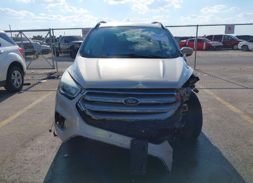 Photo 12 of 2018 Ford Escape SE (VIN 1FMCU0GD9JUA63761)