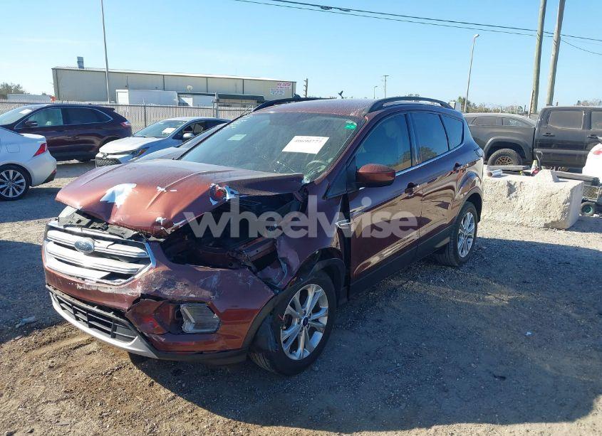 Photo 2 of 2018 Ford Escape SE (VIN 1FMCU0GD9JUB97315)