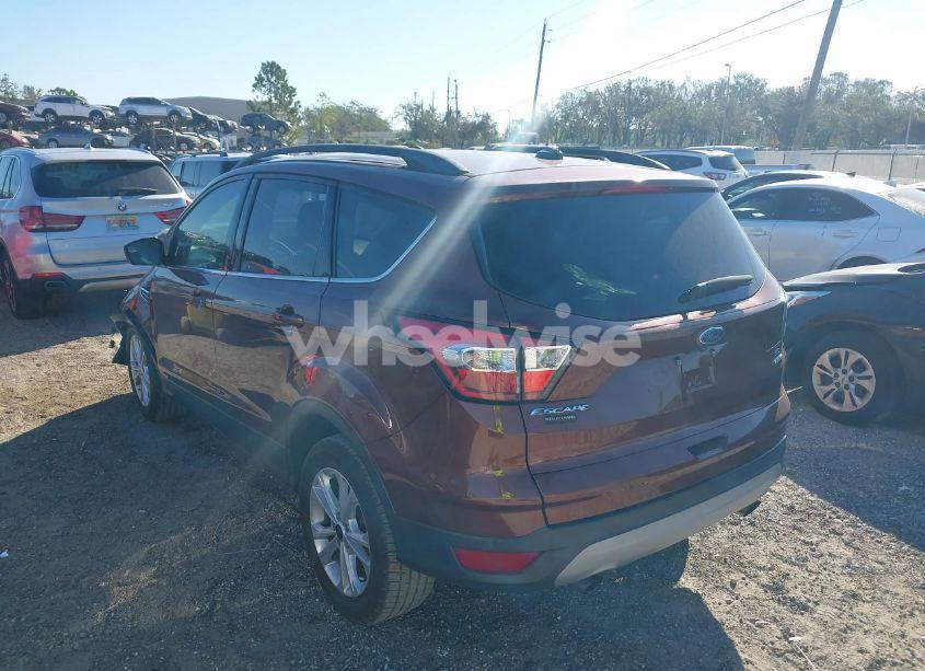 Photo 3 of 2018 Ford Escape SE (VIN 1FMCU0GD9JUB97315)