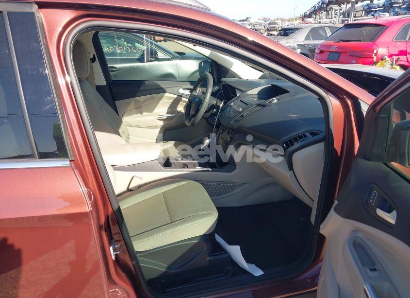 Photo 5 of 2018 Ford Escape SE (VIN 1FMCU0GD9JUB97315)