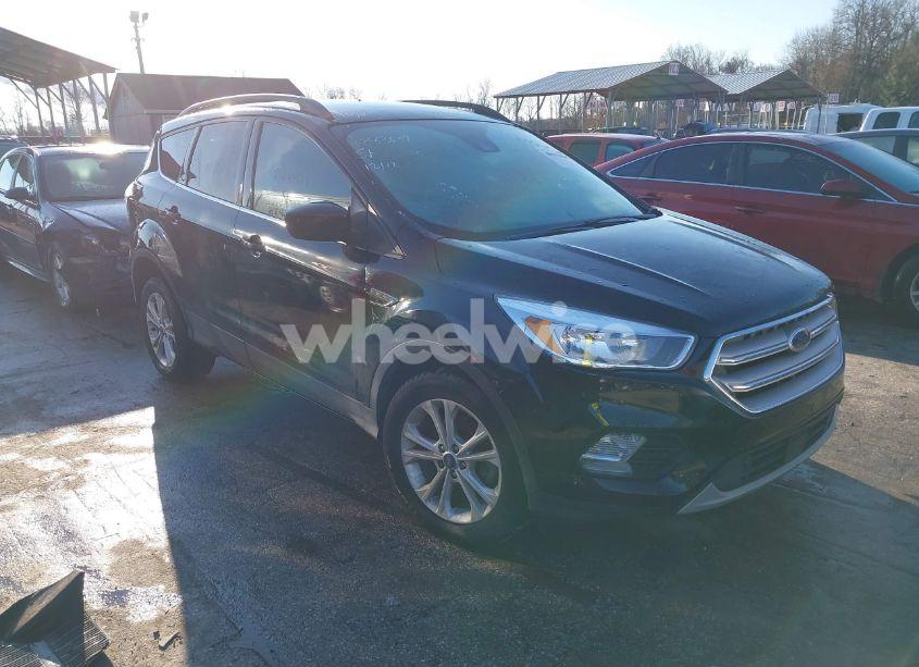 2018 Ford Escape SE (VIN 1FMCU0GD9JUD38173) main photo