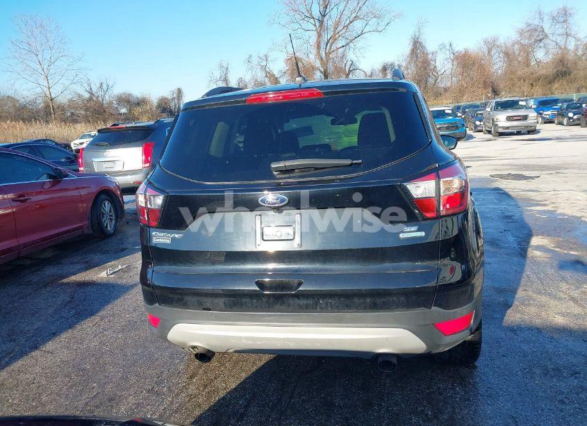 Photo 16 of 2018 Ford Escape SE (VIN 1FMCU0GD9JUD38173)