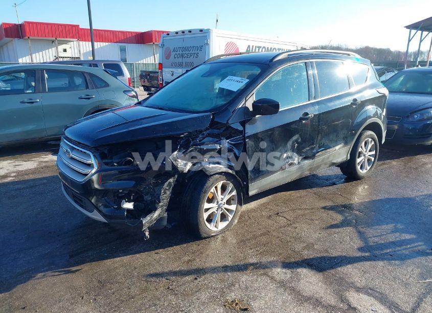 Photo 2 of 2018 Ford Escape SE (VIN 1FMCU0GD9JUD38173)