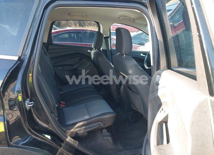 Photo 8 of 2018 Ford Escape SE (VIN 1FMCU0GD9JUD38173)