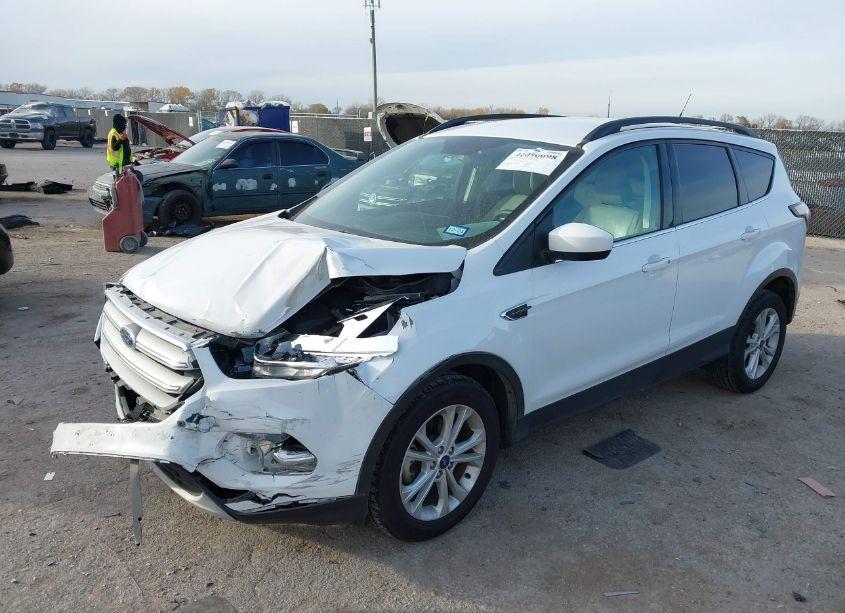 Photo 2 of 2018 Ford Escape SE (VIN 1FMCU0GD9JUD38383)