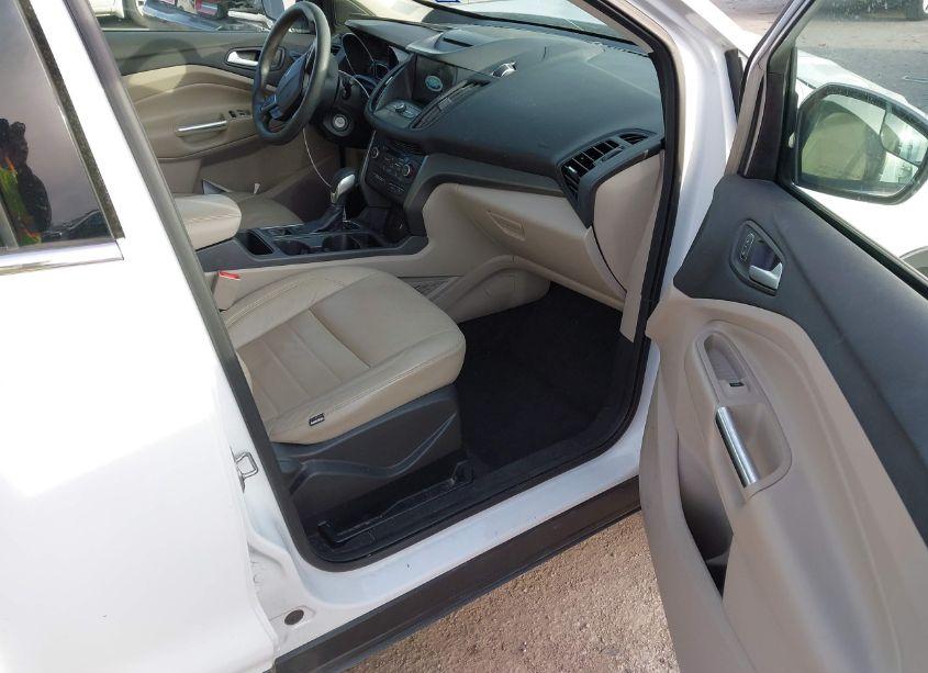 Photo 5 of 2018 Ford Escape SE (VIN 1FMCU0GD9JUD38383)