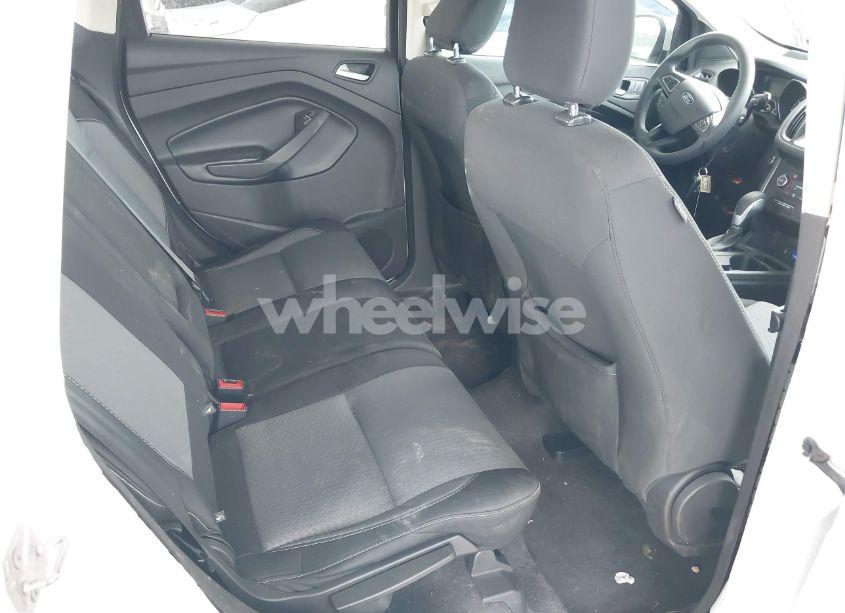 Photo 8 of 2019 Ford Escape SE (VIN 1FMCU0GD9KUB00180)