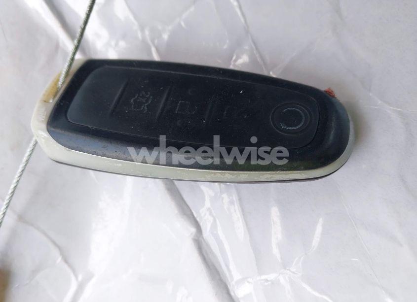 Photo 11 of 2019 Ford Escape SE (VIN 1FMCU0GD9KUB82007)