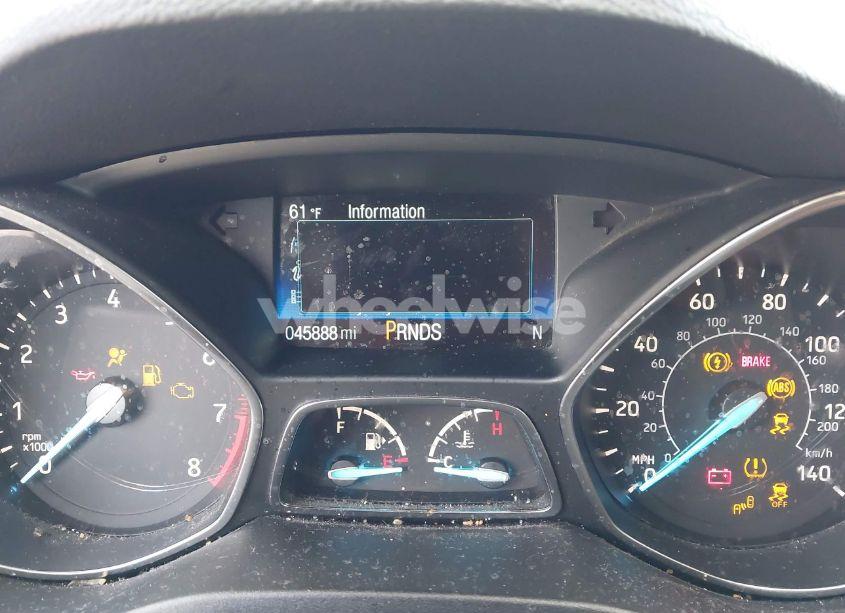 Photo 7 of 2019 Ford Escape SE (VIN 1FMCU0GD9KUB82007)
