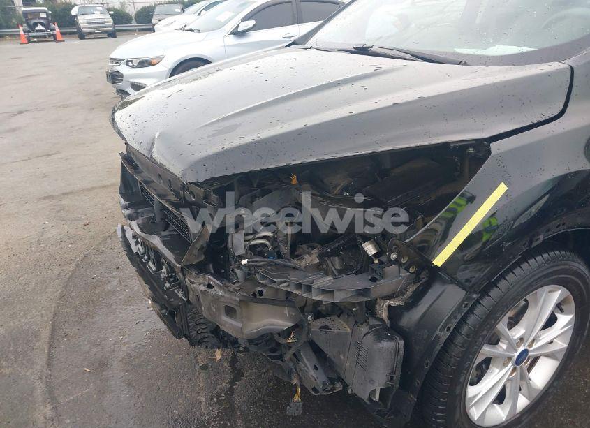 Photo 18 of 2017 Ford Escape SE (VIN 1FMCU0GDXHUA18953)