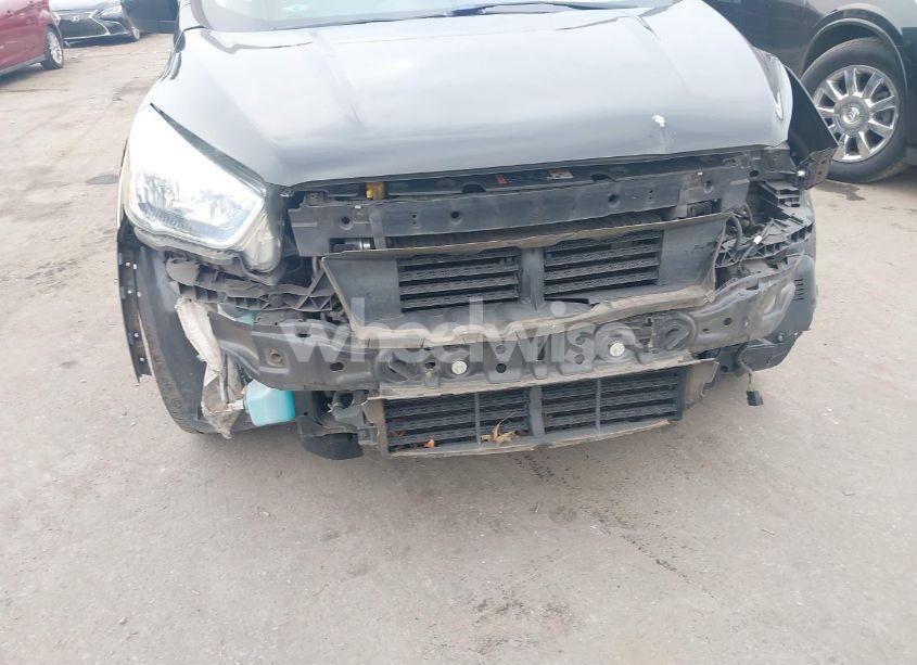 Photo 6 of 2017 Ford Escape SE (VIN 1FMCU0GDXHUA18953)