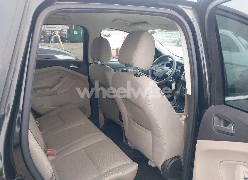 Photo 8 of 2017 Ford Escape SE (VIN 1FMCU0GDXHUA18953)