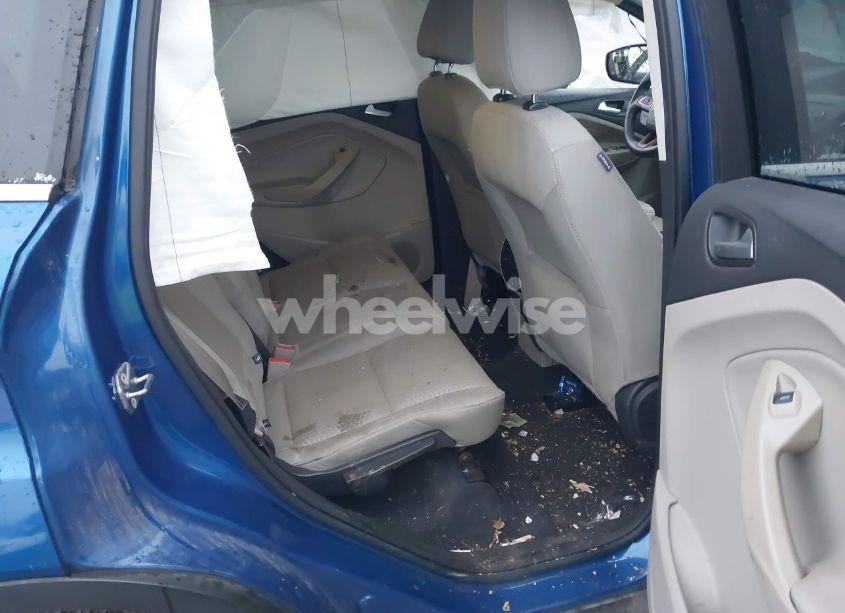 Photo 8 of 2017 Ford Escape SE (VIN 1FMCU0GDXHUA74259)