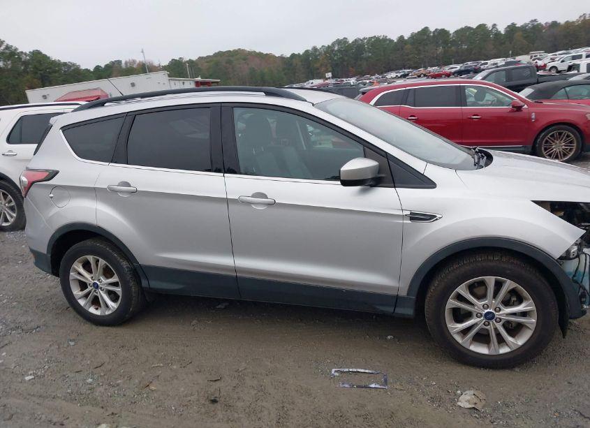 Photo 14 of 2017 Ford Escape SE (VIN 1FMCU0GDXHUA74844)