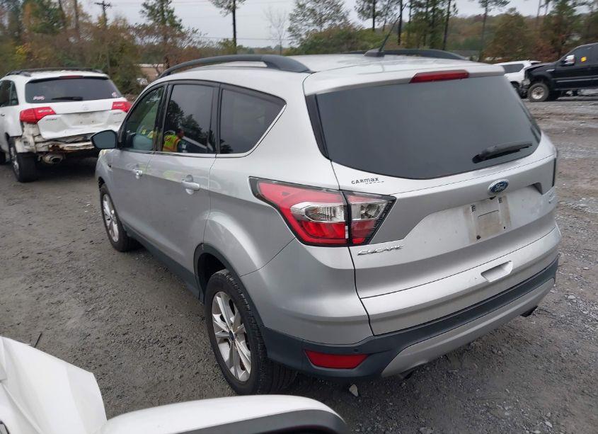 Photo 3 of 2017 Ford Escape SE (VIN 1FMCU0GDXHUA74844)