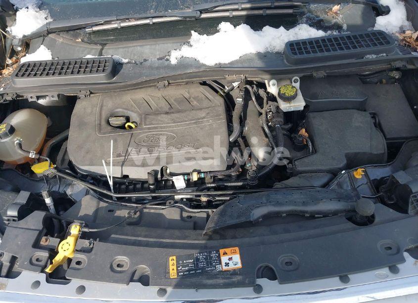 Photo 10 of 2017 Ford Escape SE (VIN 1FMCU0GDXHUB19233)