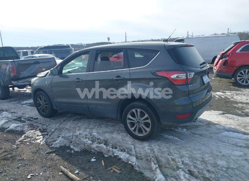 Photo 14 of 2017 Ford Escape SE (VIN 1FMCU0GDXHUB19233)