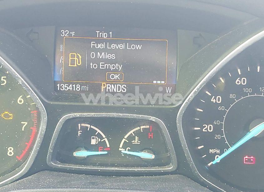 Photo 15 of 2017 Ford Escape SE (VIN 1FMCU0GDXHUB19233)