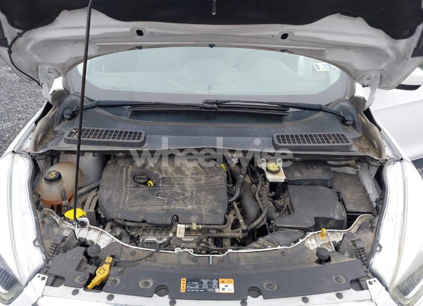 Photo 10 of 2017 Ford Escape SE (VIN 1FMCU0GDXHUB23895)