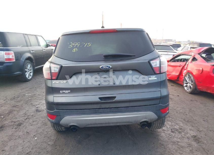 Photo 16 of 2017 Ford Escape SE (VIN 1FMCU0GDXHUB99715)
