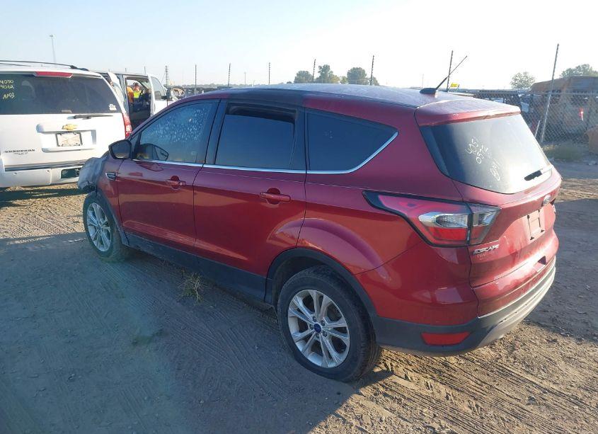 Photo 3 of 2017 Ford Escape SE (VIN 1FMCU0GDXHUC08025)