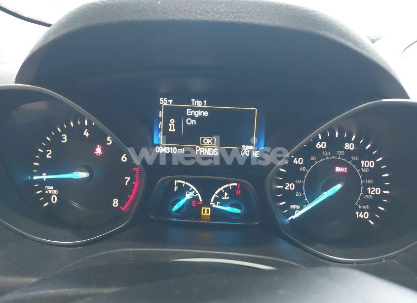 Photo 7 of 2017 Ford Escape SE (VIN 1FMCU0GDXHUC18120)