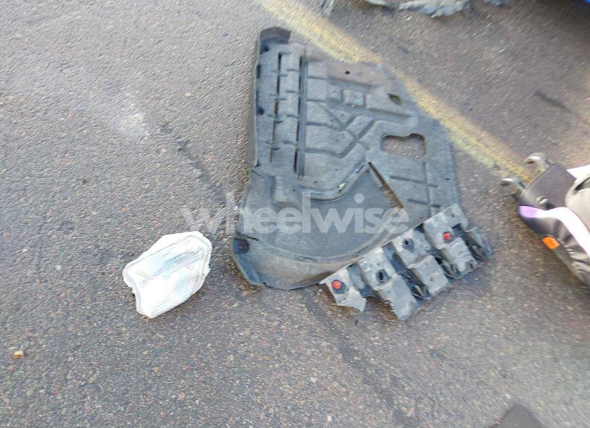 Photo 12 of 2017 Ford Escape SE (VIN 1FMCU0GDXHUC28145)