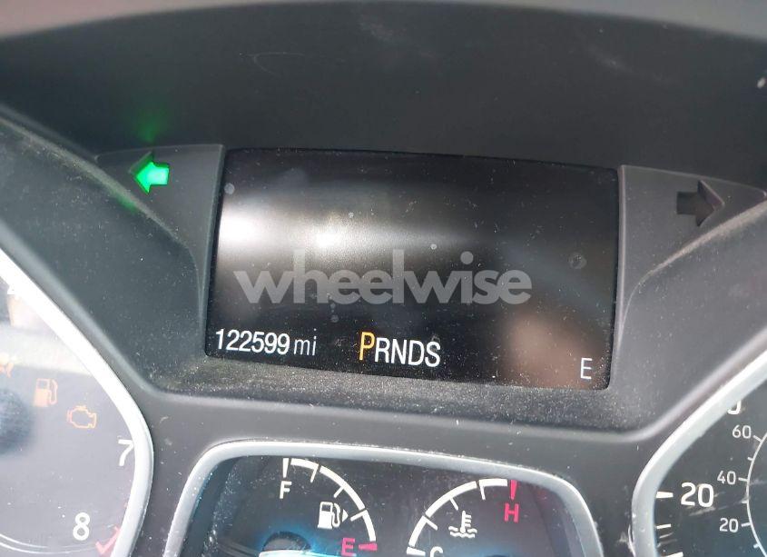 Photo 16 of 2017 Ford Escape SE (VIN 1FMCU0GDXHUC46418)