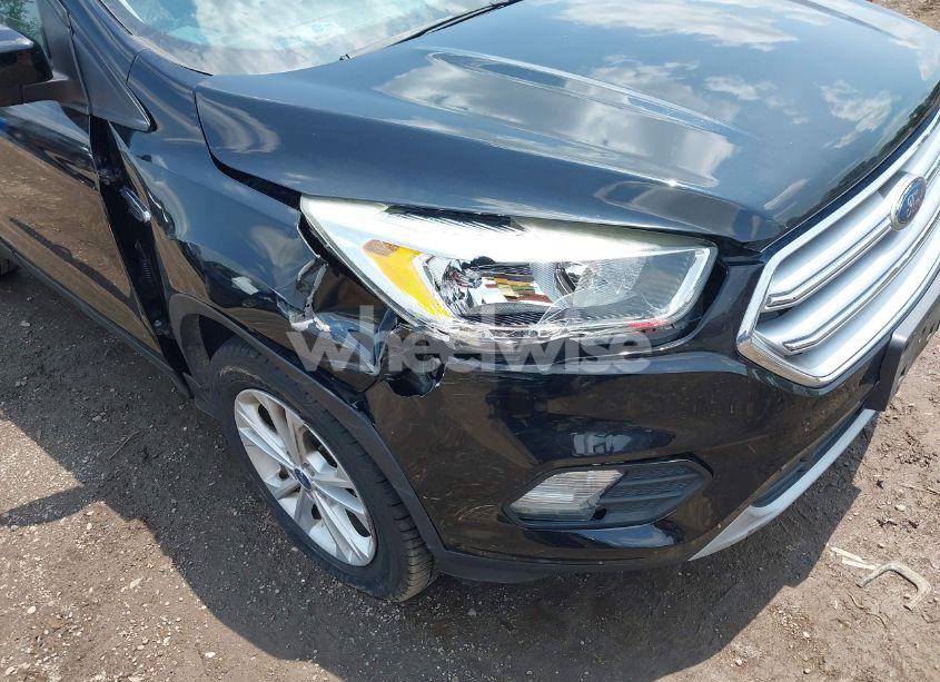 Photo 6 of 2017 Ford Escape SE (VIN 1FMCU0GDXHUC46418)