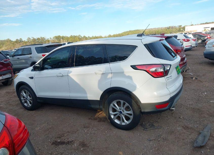 Photo 14 of 2017 Ford Escape SE (VIN 1FMCU0GDXHUC55488)