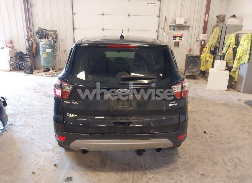 Photo 16 of 2017 Ford Escape SE (VIN 1FMCU0GDXHUD38581)