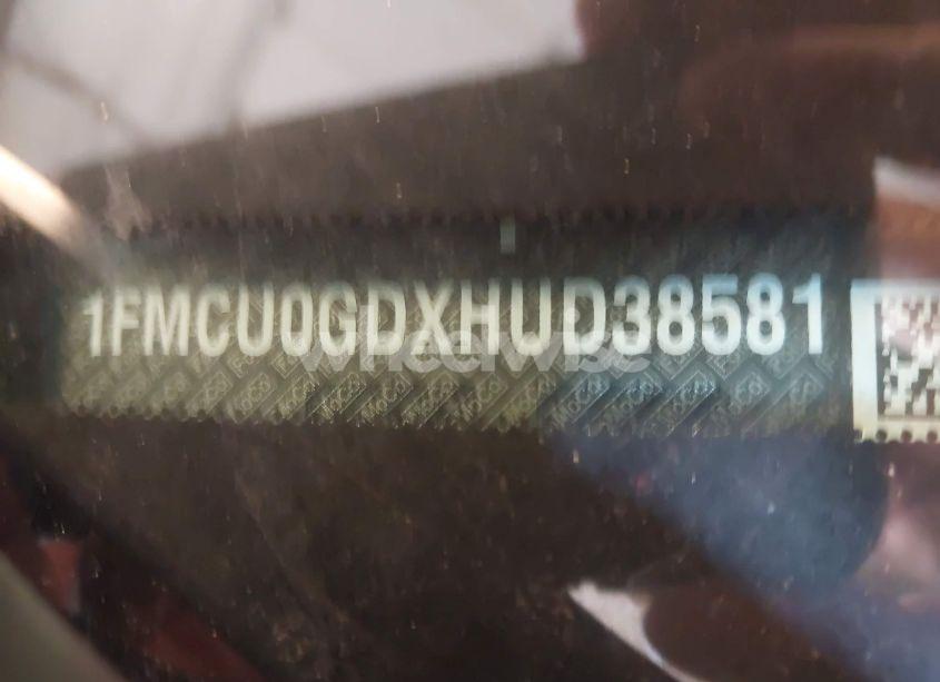 Photo 9 of 2017 Ford Escape SE (VIN 1FMCU0GDXHUD38581)