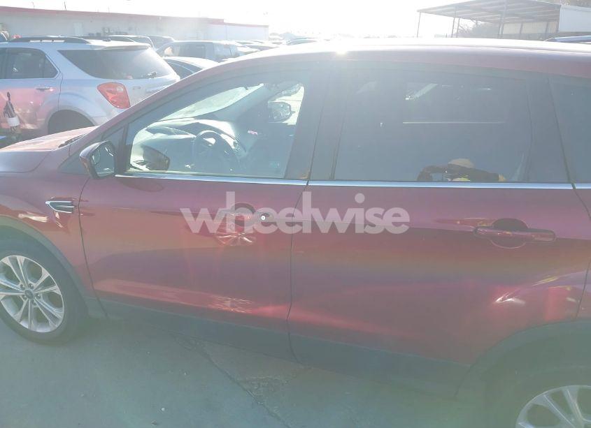 Photo 14 of 2017 Ford Escape SE (VIN 1FMCU0GDXHUE07818)