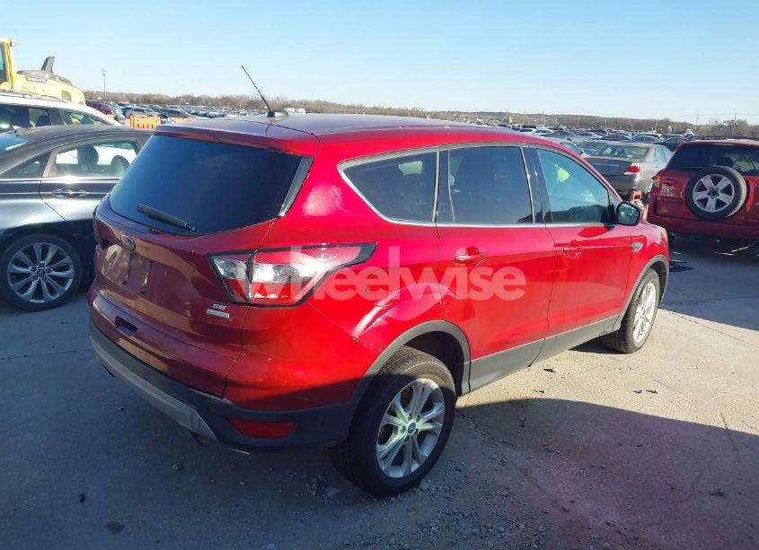 Photo 4 of 2017 Ford Escape SE (VIN 1FMCU0GDXHUE07818)