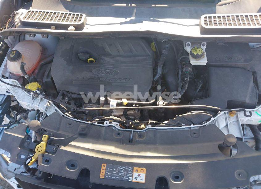 Photo 10 of 2017 Ford Escape SE (VIN 1FMCU0GDXHUE44058)