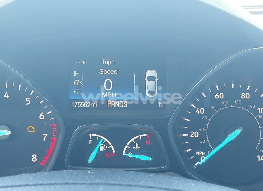 Photo 7 of 2017 Ford Escape SE (VIN 1FMCU0GDXHUE44058)