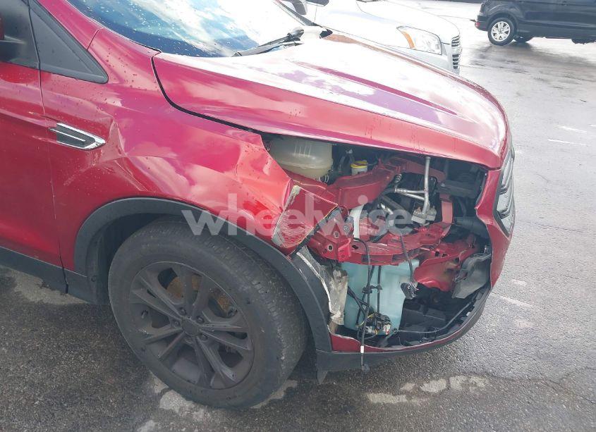 Photo 6 of 2017 Ford Escape SE (VIN 1FMCU0GDXHUE57098)