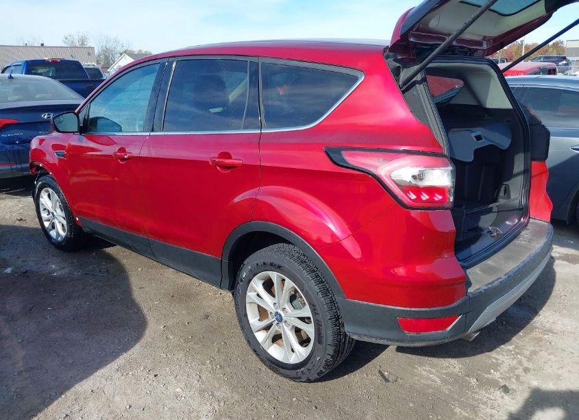 Photo 3 of 2017 Ford Escape SE (VIN 1FMCU0GDXHUE67775)