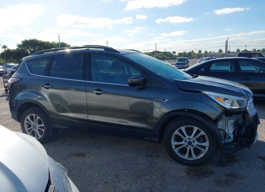 Photo 13 of 2017 Ford Escape SE (VIN 1FMCU0GDXHUE69705)