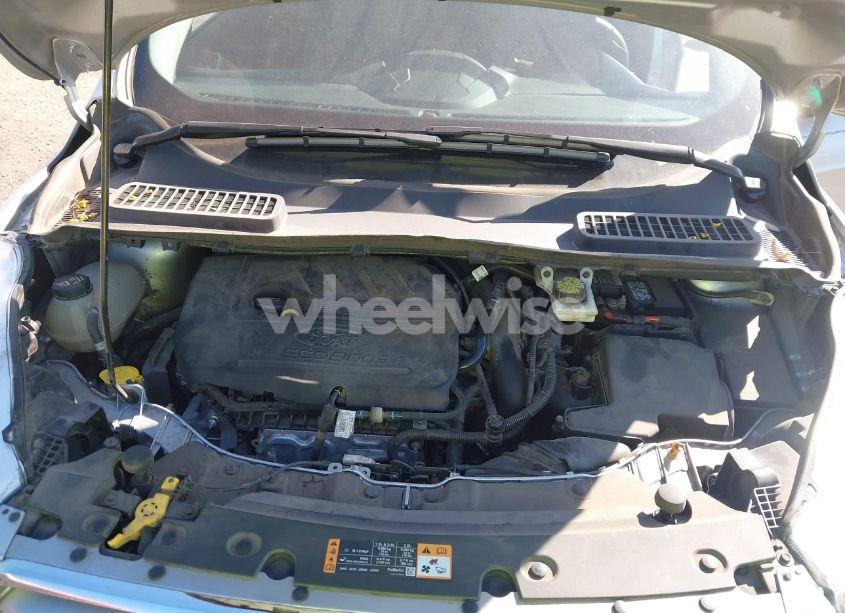 Photo 10 of 2017 Ford Escape SE (VIN 1FMCU0GDXHUE92207)