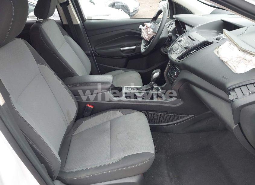 Photo 5 of 2018 Ford Escape SE (VIN 1FMCU0GDXJUA85915)