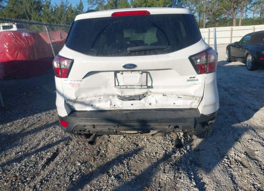 Photo 16 of 2018 Ford Escape SE (VIN 1FMCU0GDXJUA92508)
